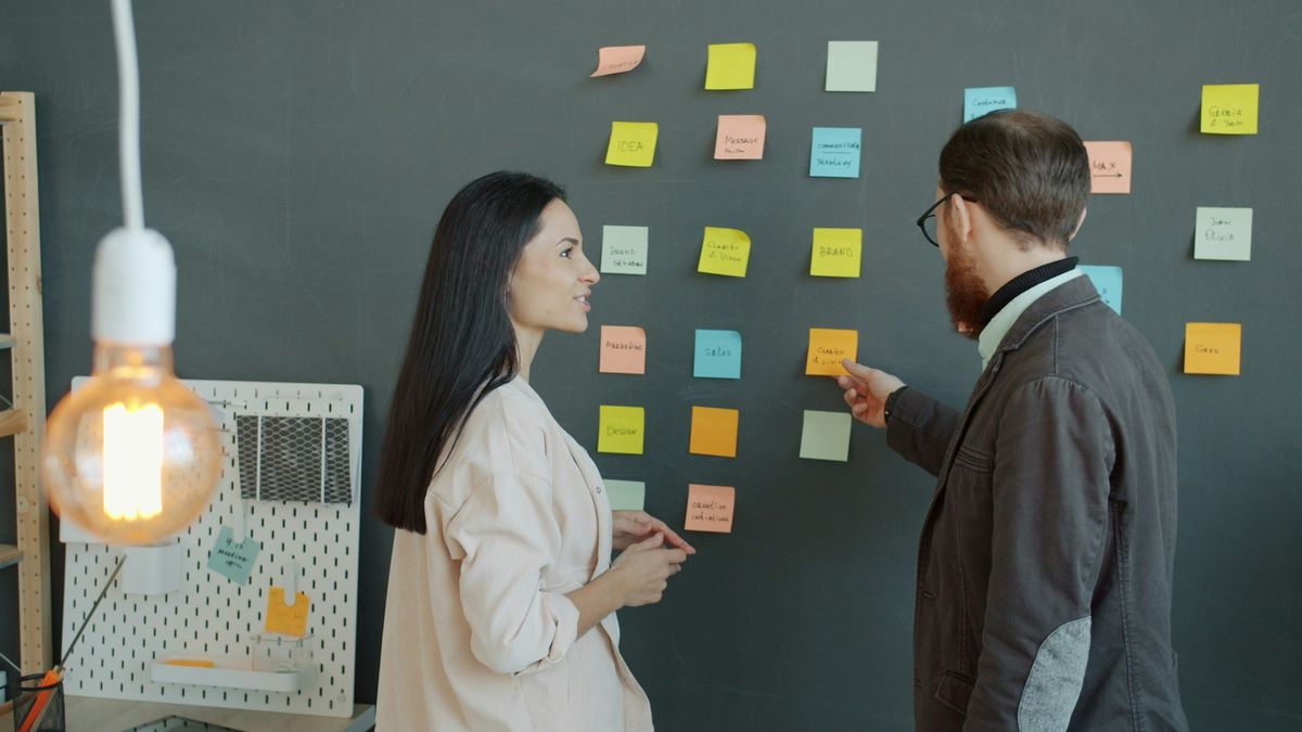 Как проходит внедрение CRM: этапы и типичные ошибки